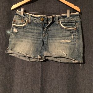 AE Jean shorts with lace detail